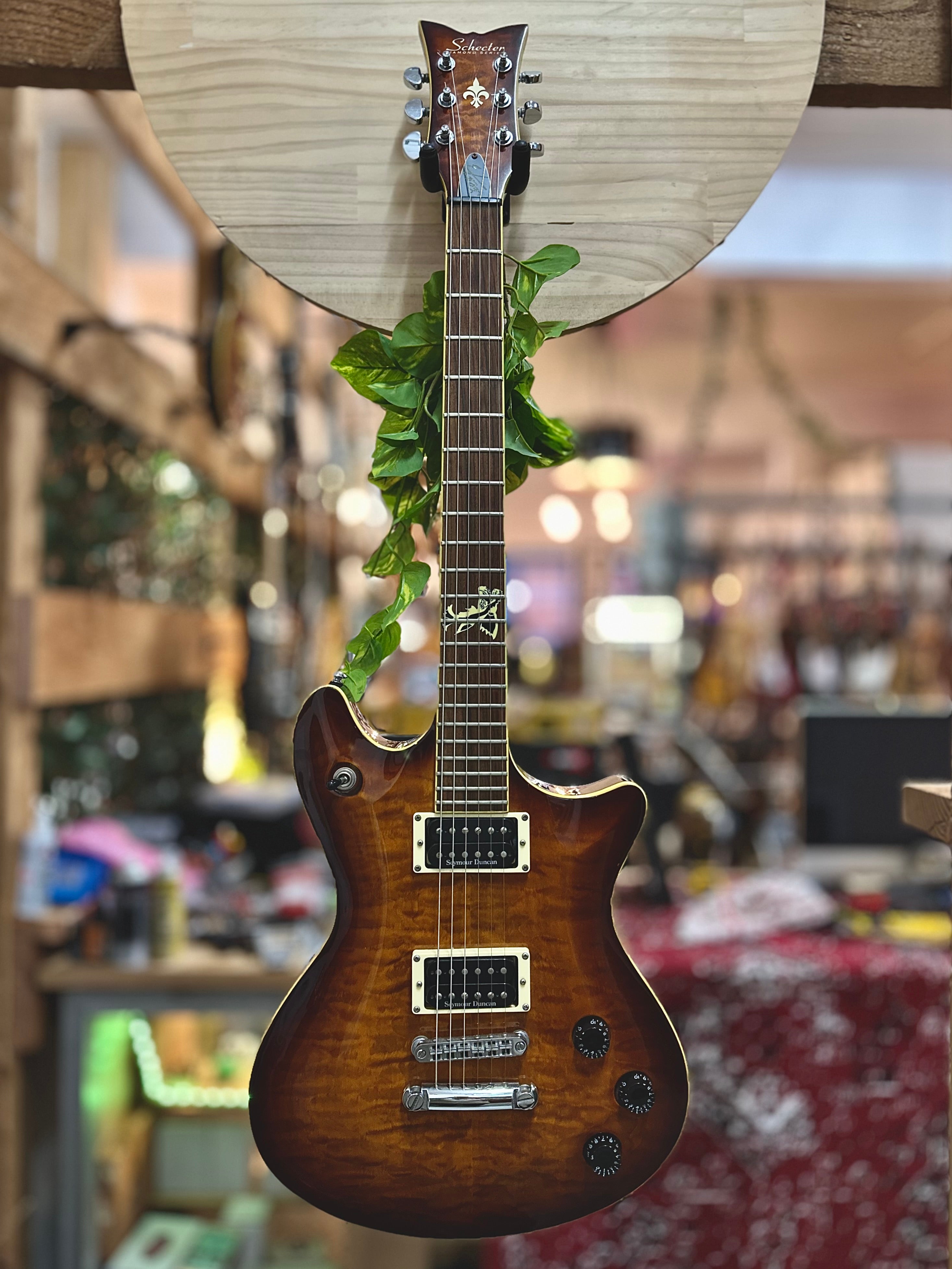 Schecter | Jerry Horton Dignature | Tempest | Seymour Duncan’s | Pre-Loved Schecter | Jerry Horton Dignature | Tempest | Seymour Duncan’s | Pre-Loved